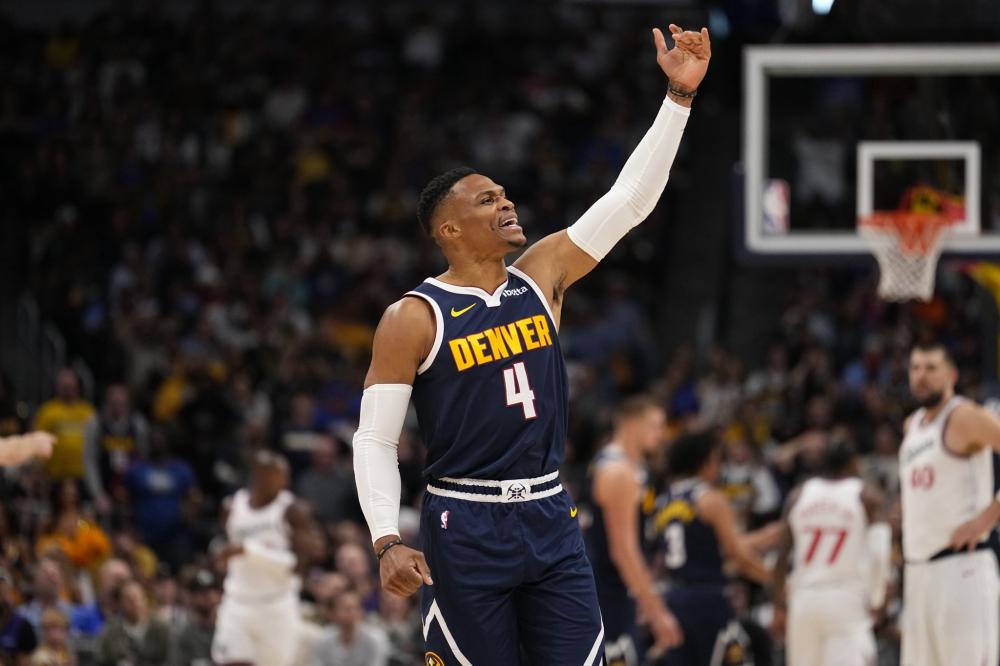 对巴黎而言 对巴黎而言